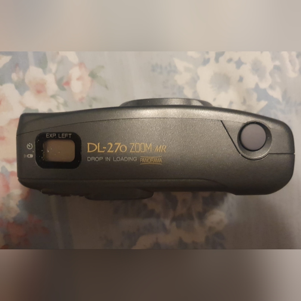 FujiFilm DL-270 Zoom MR  35mm Film Point & Shoot Camera 35-70mm (working) - Picture 3 of 5
